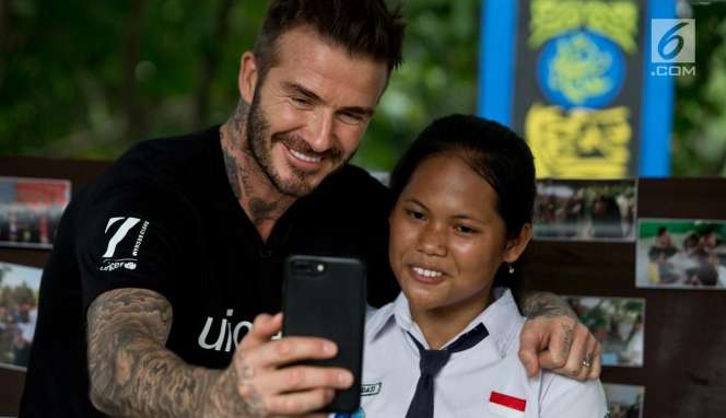 Aksi Beckham dan Siswi SMP di Semarang, Bikin Iri Banyak Orang