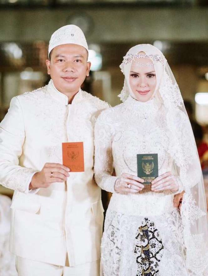 Vicky Ngidam Nasi Goreng Jam 3 Pagi, Angel Lelga Benar Hamil?