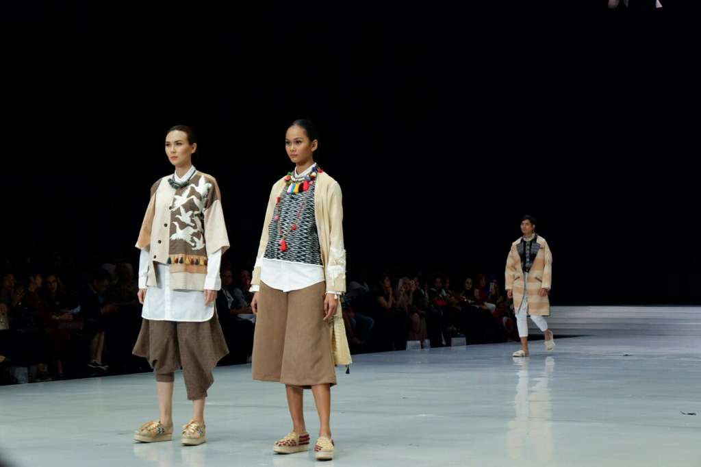 Ariy Arka Tampilkan Hiruk Pikuk Toba di IFW 2018