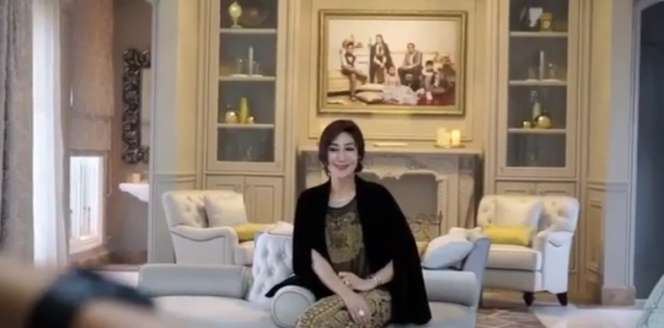 Penampakan Rumah Mewah Bak Istana Milik Andre Taulany