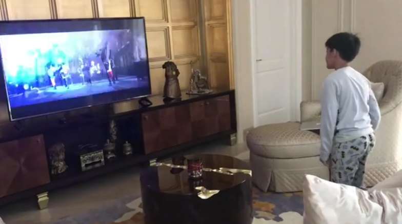 Penampakan Rumah Mewah Bak Istana Milik Andre Taulany