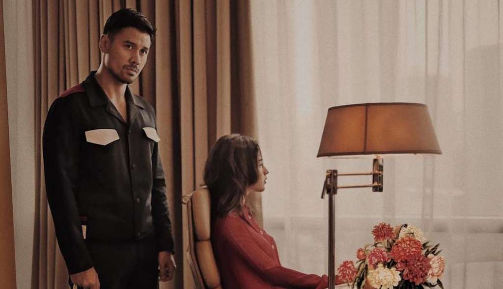 Baru Menikah, Romantisnya Chicco Jerikho dan Putri Marino