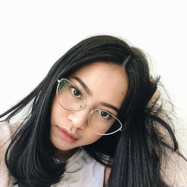 Jeng Hanggini, Konten Kreator Idola Para Milenial