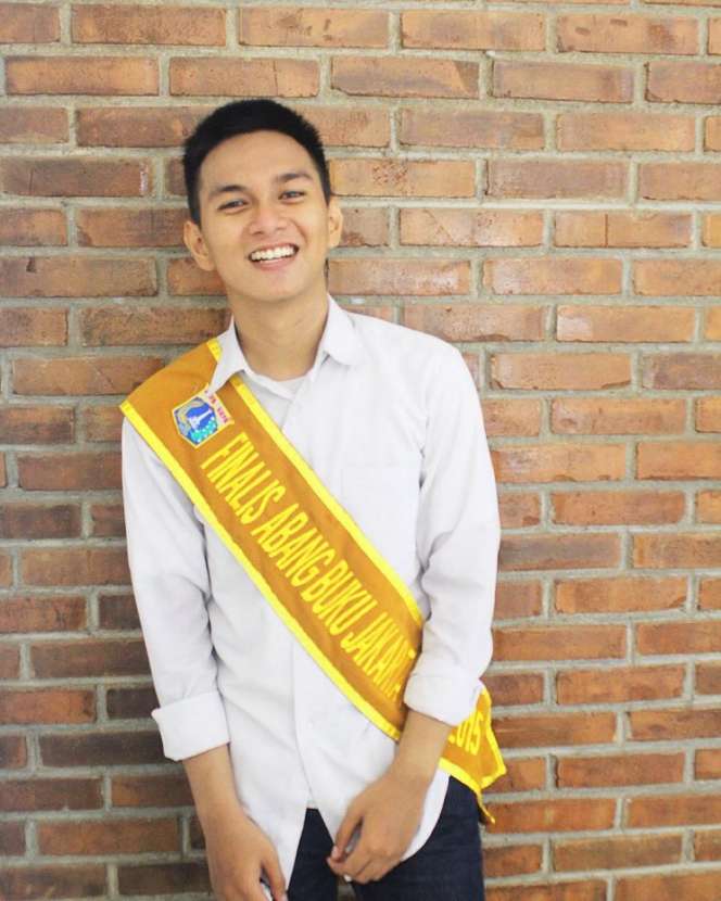 Eno, Pacar Mumuk Gomez yang Ganteng Banget