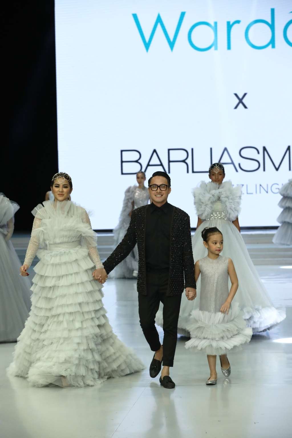 Wardah Berkolaborasi Bersama 8 Desainer Indonesia di IFW 2018