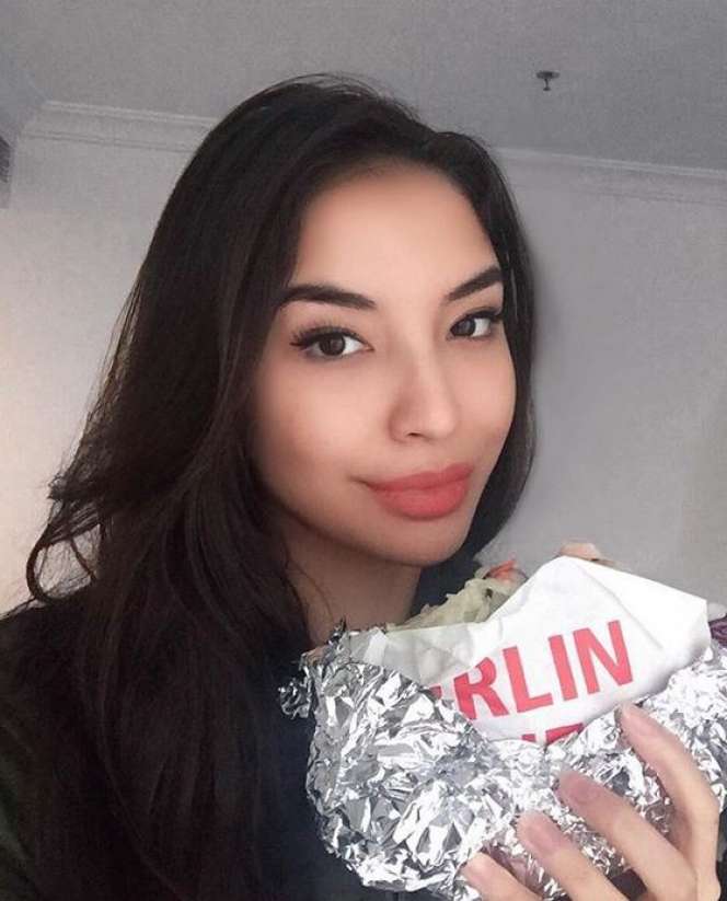 Mirip ABG, 5 Seleb Ini Sudah Menyandang Status Janda Kembang