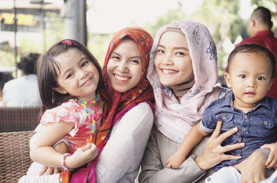 Ternyata Begini Kedekatan Istri Ben Kasyafani dengan Sienna