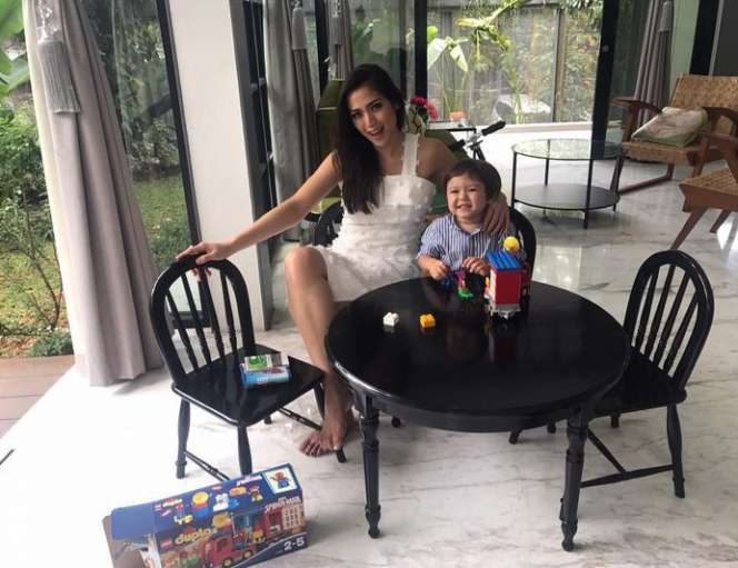 Intip Rumah Mewah Jessica Iskandar