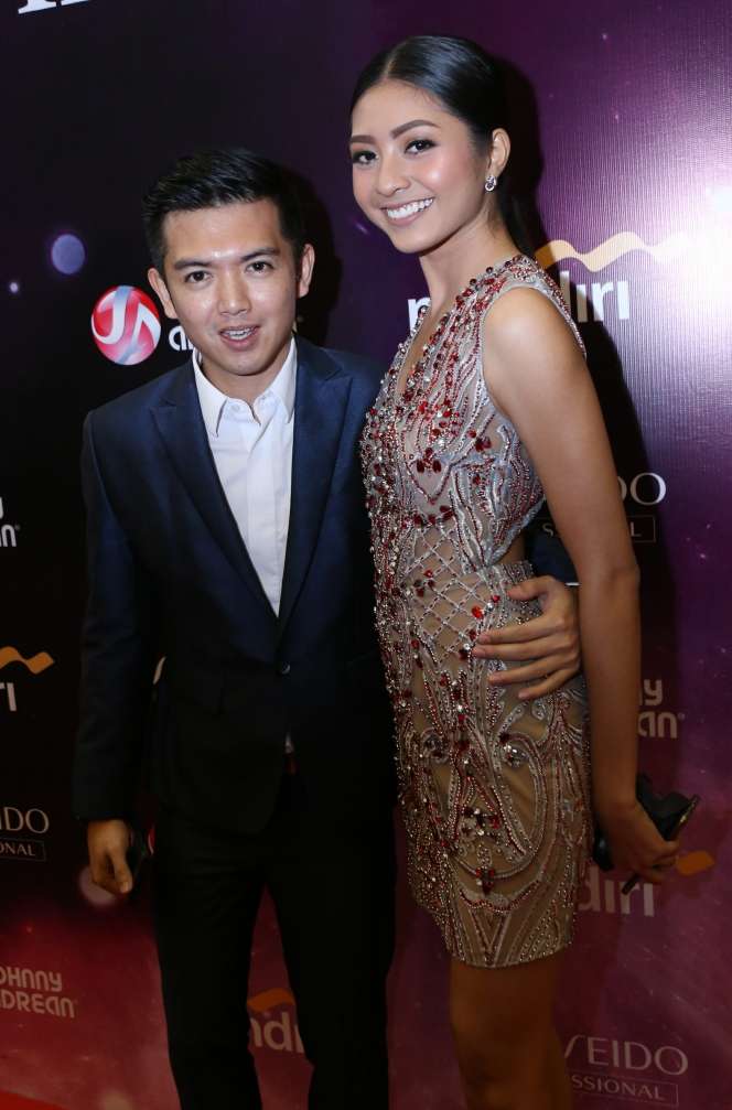 Momen Kemesraan Nicky Tirta dan Istri Sebelum Bercerai