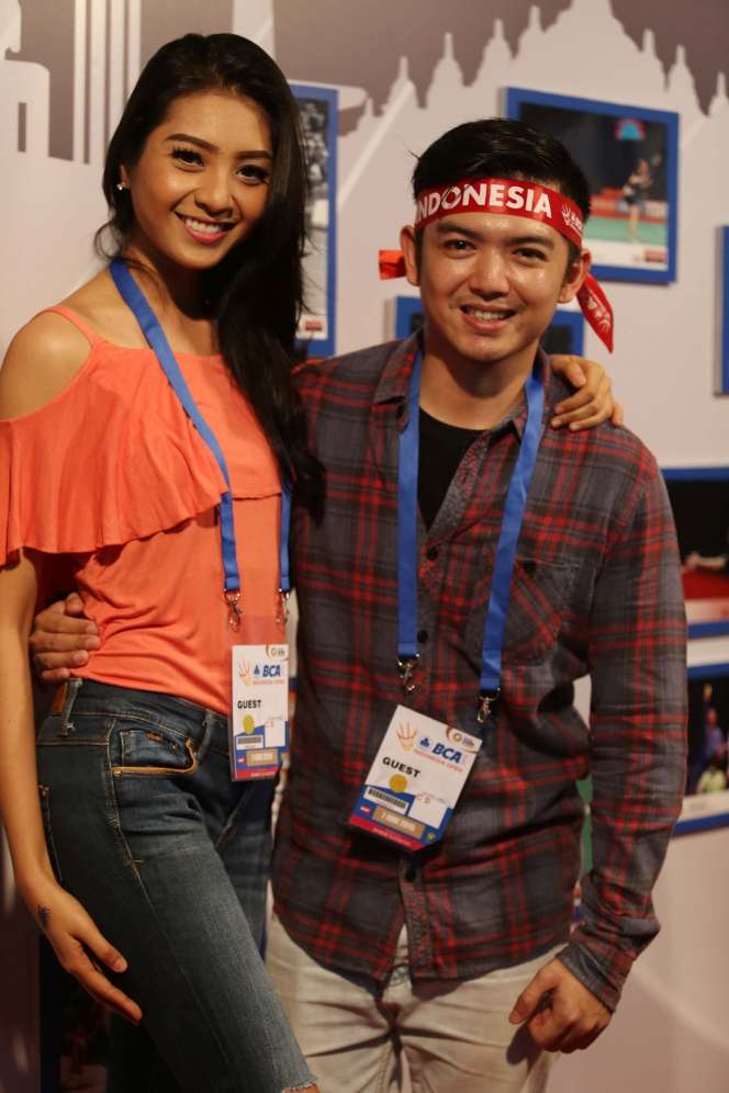 Momen Kemesraan Nicky Tirta dan Istri Sebelum Bercerai