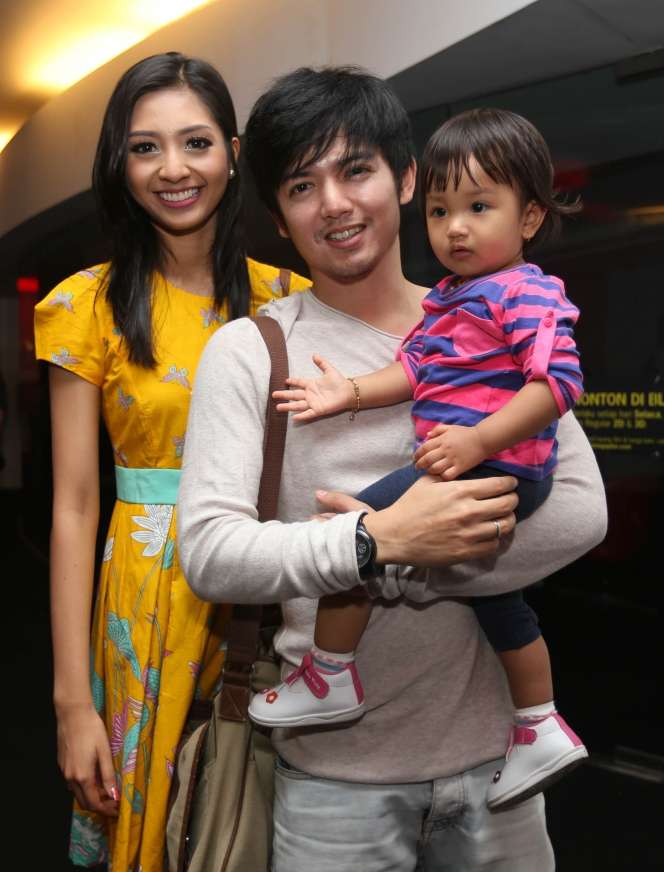 Momen Kemesraan Nicky Tirta dan Istri Sebelum Bercerai