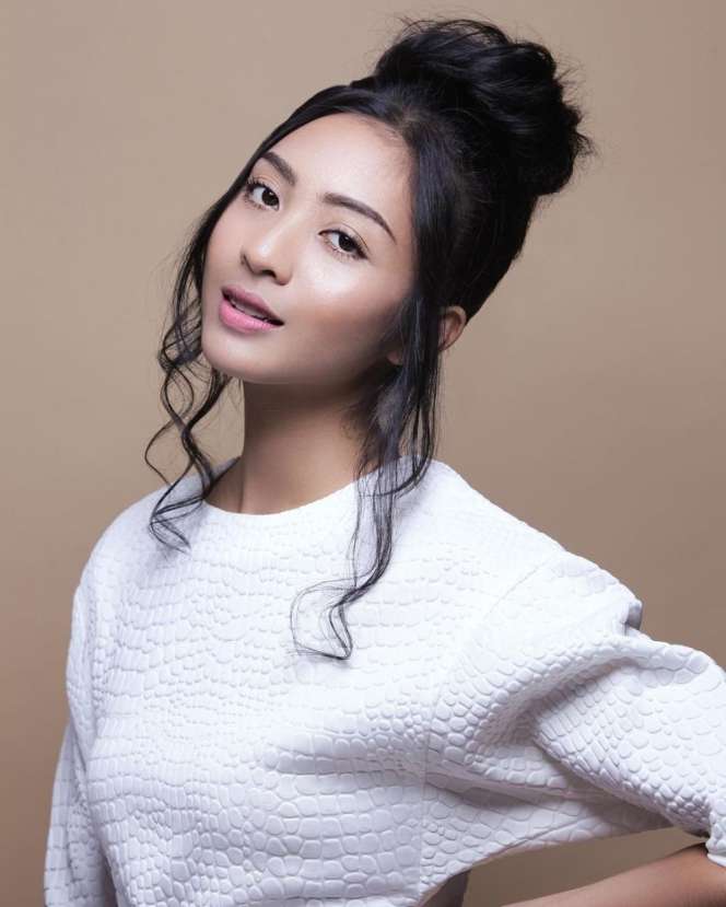 Liza Elly, Wanita Cantik yang Digugat Cerai Nicky Tirta
