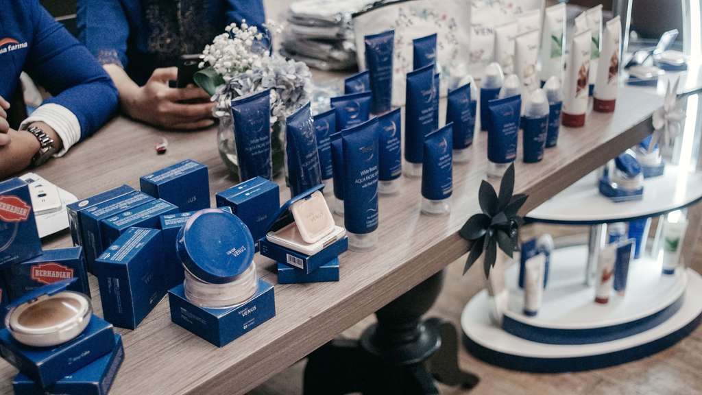 Kulit Cantik dan Sehat dengan Venus Kosmetik