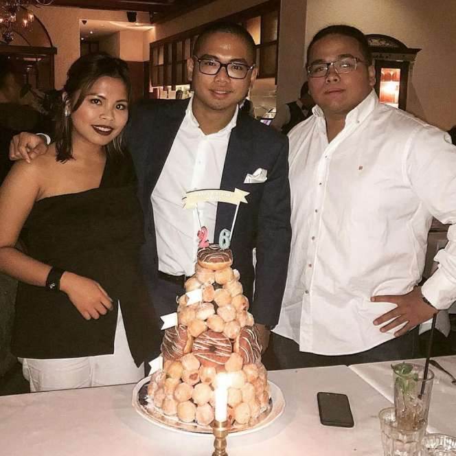Jarang Terekspos, 3 Anak Hotman Paris Ternyata Kompak Banget!