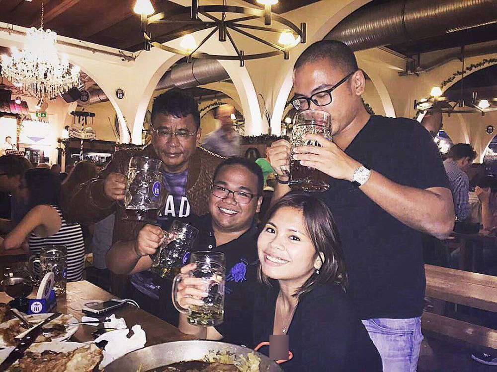 Jarang Terekspos, 3 Anak Hotman Paris Ternyata Kompak Banget!