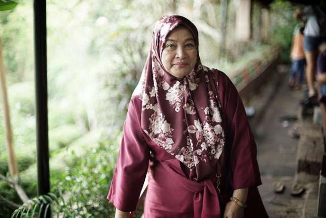 Tak Kalah Cantik dari Amy Qanita, Ini Sosok Ibu Jeje Govinda