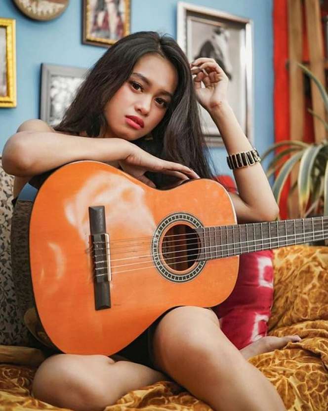 Jarang yang Tahu, Ini Putri Cantik Elly Sugigi