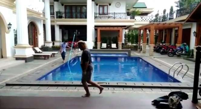 Kaya Raya, 5 Pelawak Tanah Air Ini Punya Rumah Bak 'Istana'