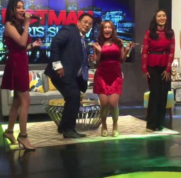 Joget Bareng Duo Serigala, Begini Gaya Hotman Paris 