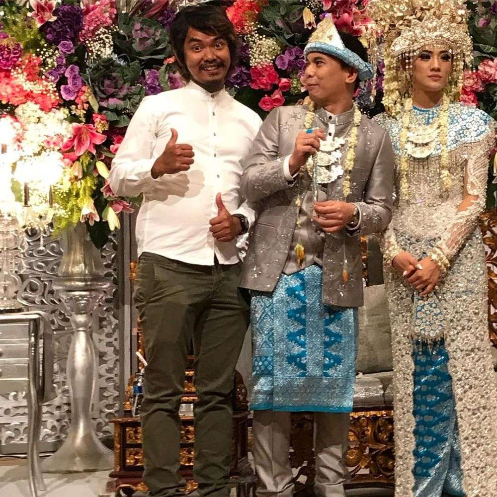 Gaya Para Seleb di Resepsi Raditya Dika, Ada Jokowi Juga
