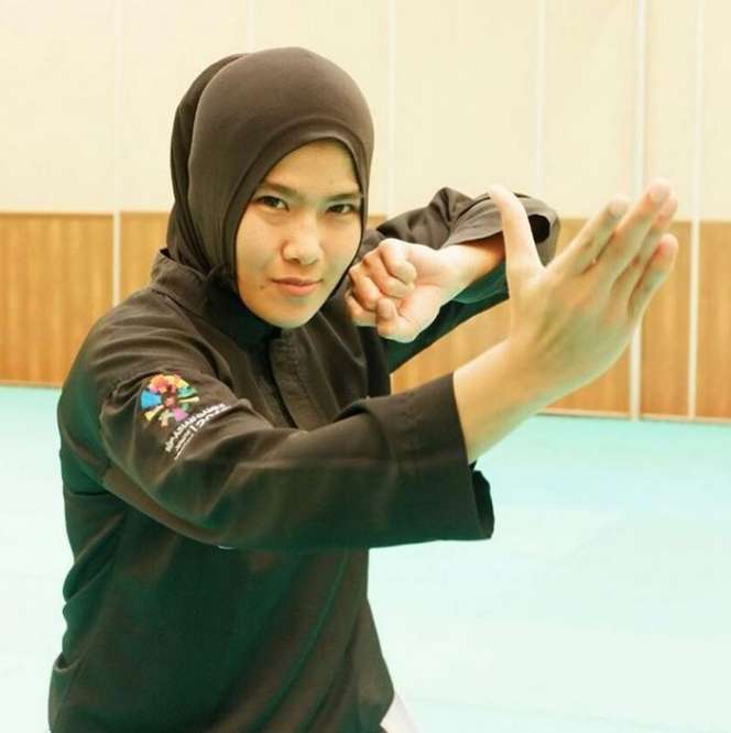 Cantiknya Atlet Silat Berhijab Pipiet Kamelia, Bikin Meleleh