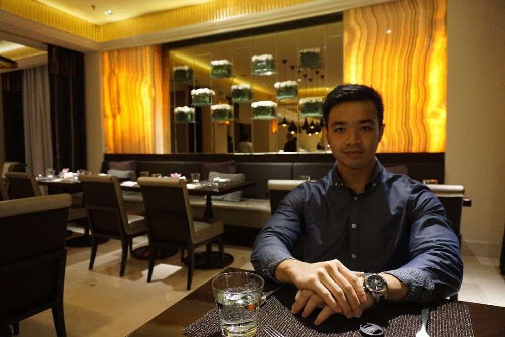 Jarang yang Tahu, Ini Sosok Adik Tina Toon yang Tampan