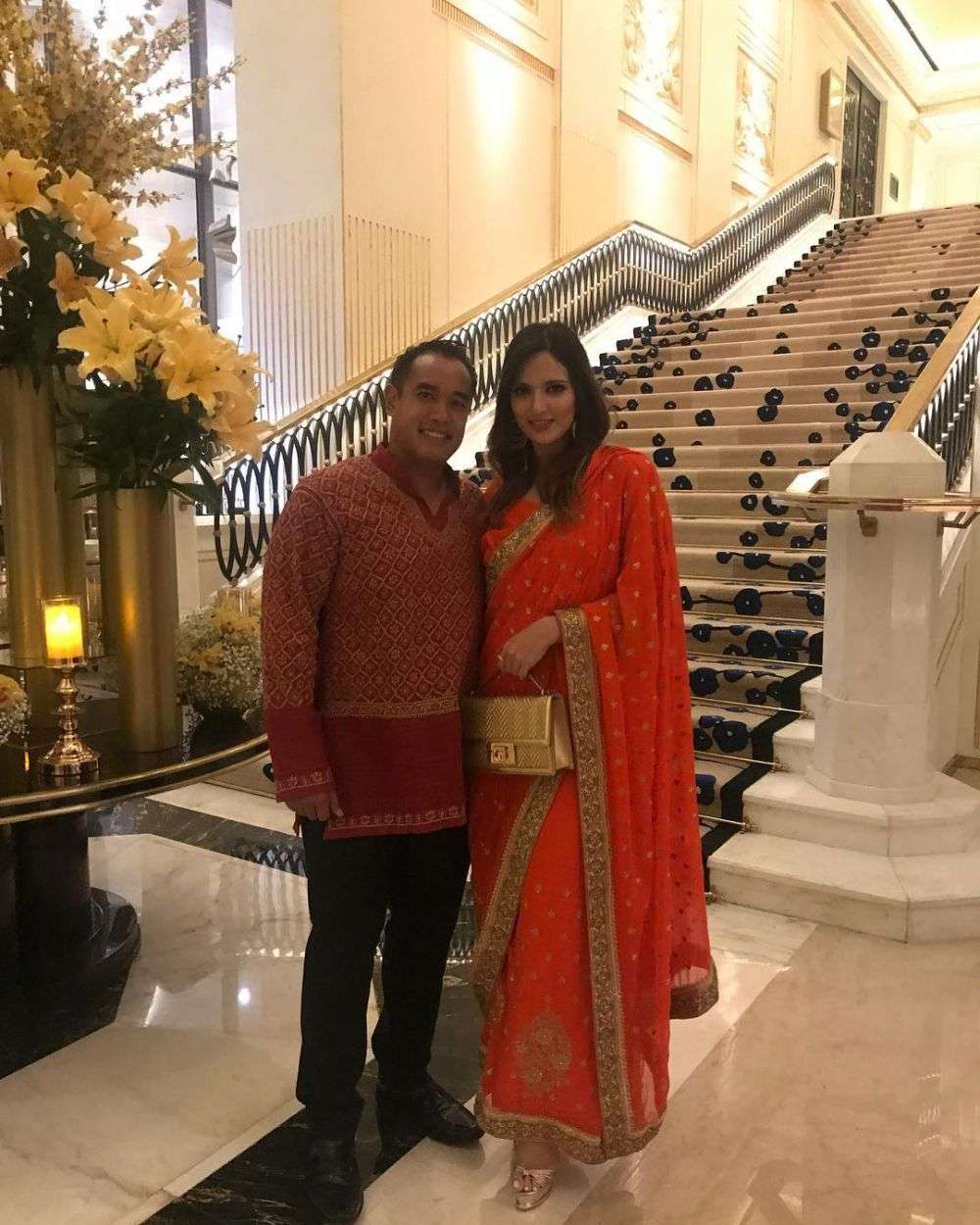 Gaya 6 Seleb Berbusana India, Siapa Paling `Bollywood`?