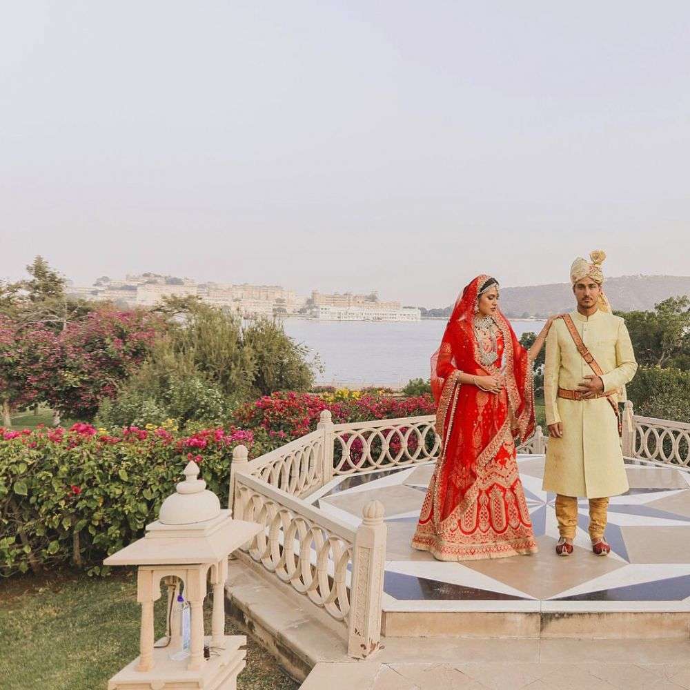 Gaya 6 Seleb Berbusana India, Siapa Paling `Bollywood`?