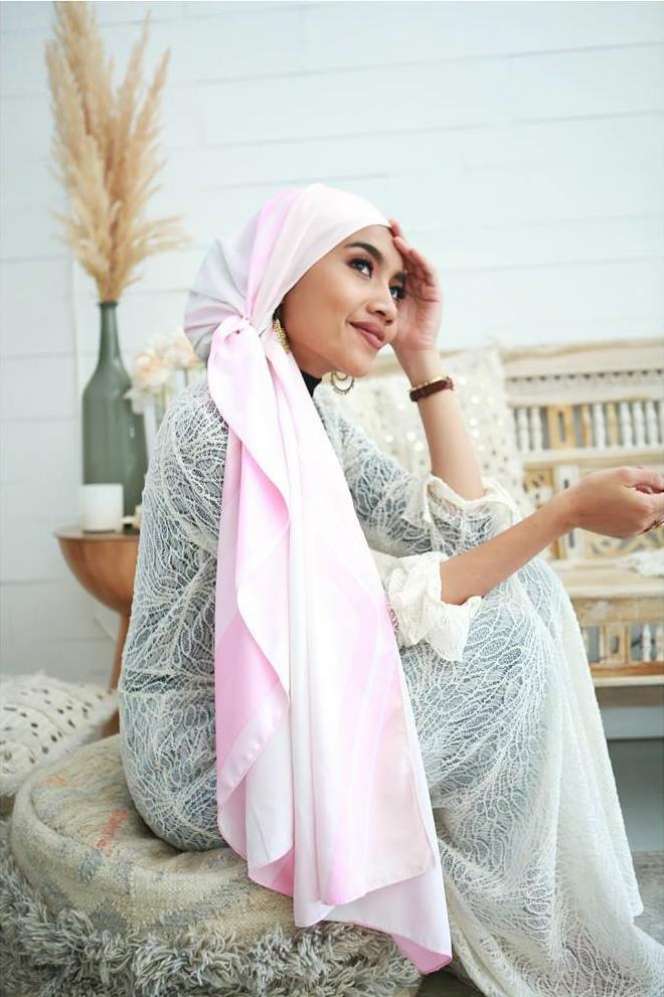 Yuna, Adik Ipar BCL yang Tersohor di Malaysia