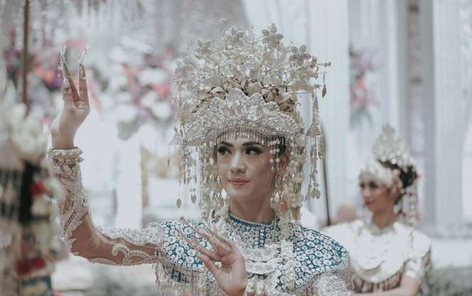Pesona Annisa Raditya Dika, dari Prewed Hingga Akad