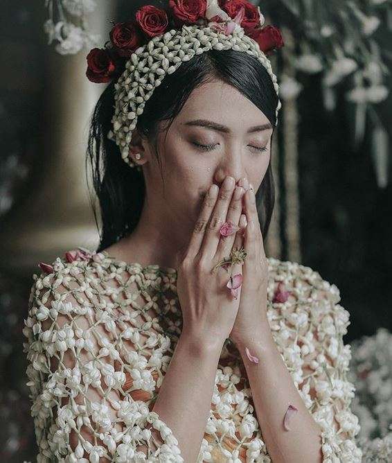 Pesona Annisa Raditya Dika, dari Prewed Hingga Akad