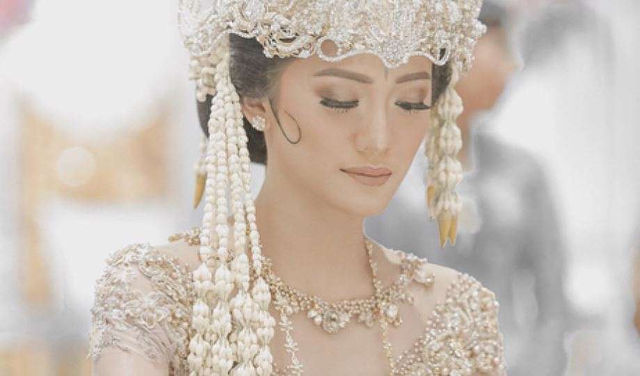Pesona Annisa Raditya Dika, dari Prewed Hingga Akad