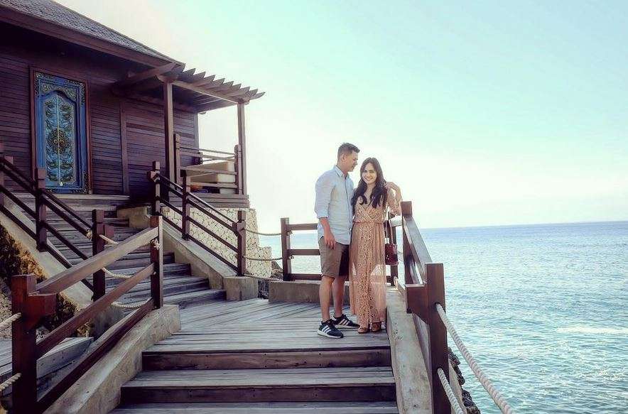 7 Tahun Menikah, Shandy Aulia Pamer Kemesraan Bareng Suami