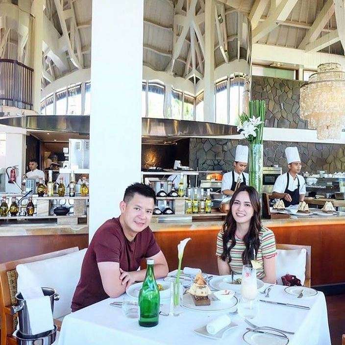 7 Tahun Menikah, Shandy Aulia Pamer Kemesraan Bareng Suami