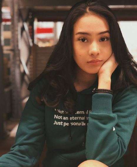 Anya Geraldine, Selebgram `Ratu Endorse`