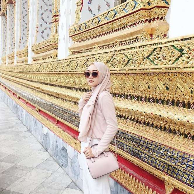 Pensiun Ngartis, Mantan Anggota Cherrybelle Ini Bikin Pangling