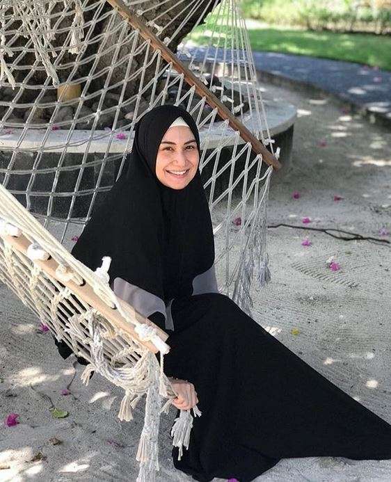 Dulu Populer, Artis Cantik Ini Kini Memilih Jualan Pempek
