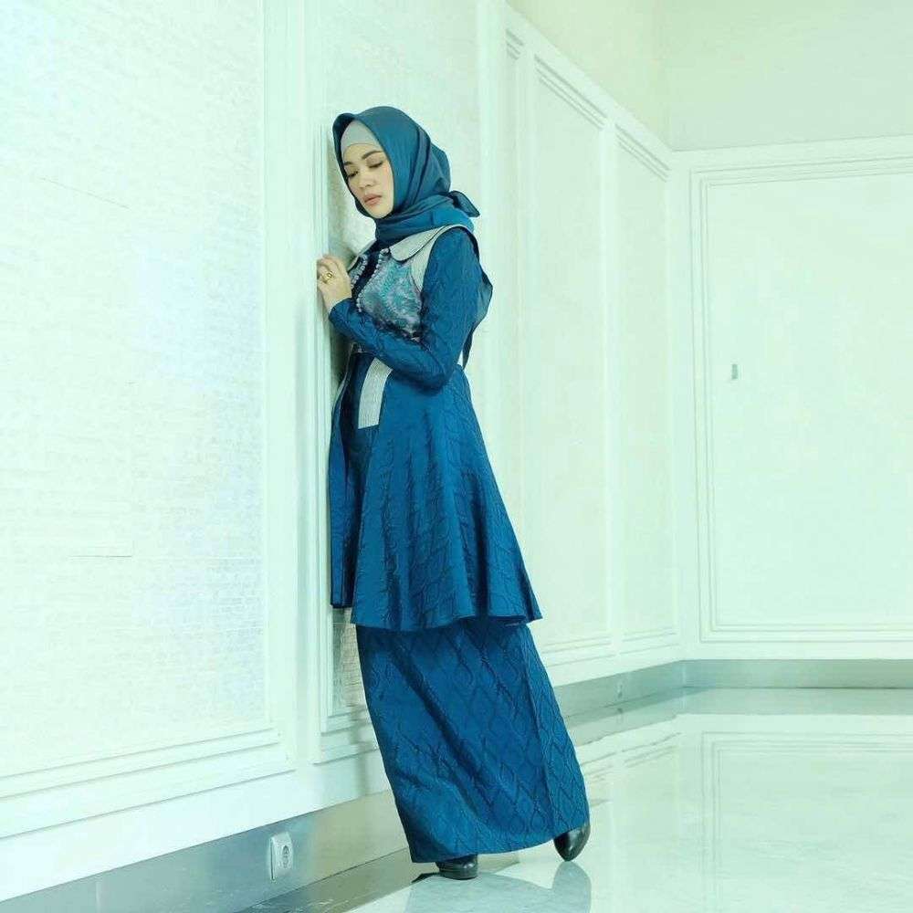 Lama Menghilang, Penampilan Indah Dewi Pertiwi Bikin Pangling