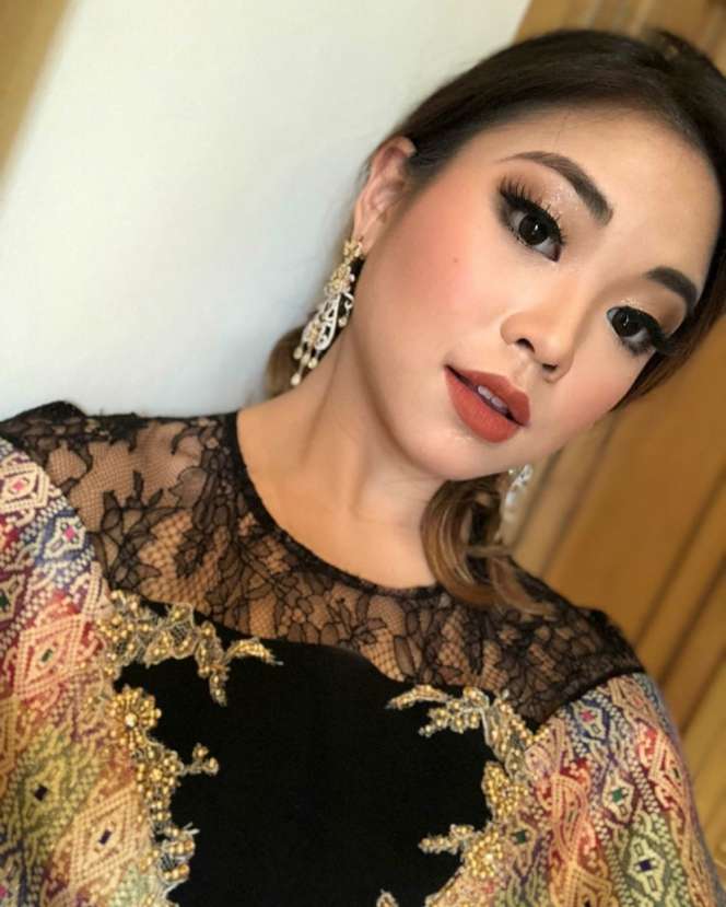 Pesona 5 Putri Cantik Bos Televisi Tanah Air