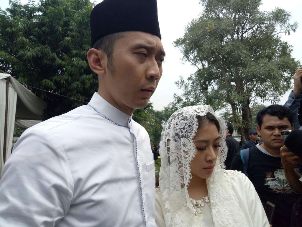 Adara Taista Dimakamkan Tepat di Hari Ulang Tahun Suaminya
