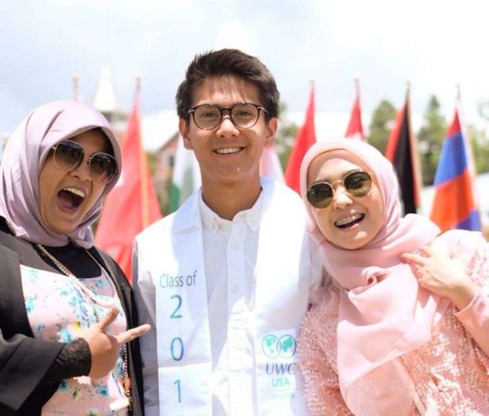 Lulus SMA di Amerika, Ini Potret Wisuda Iqbaal Ramadhan