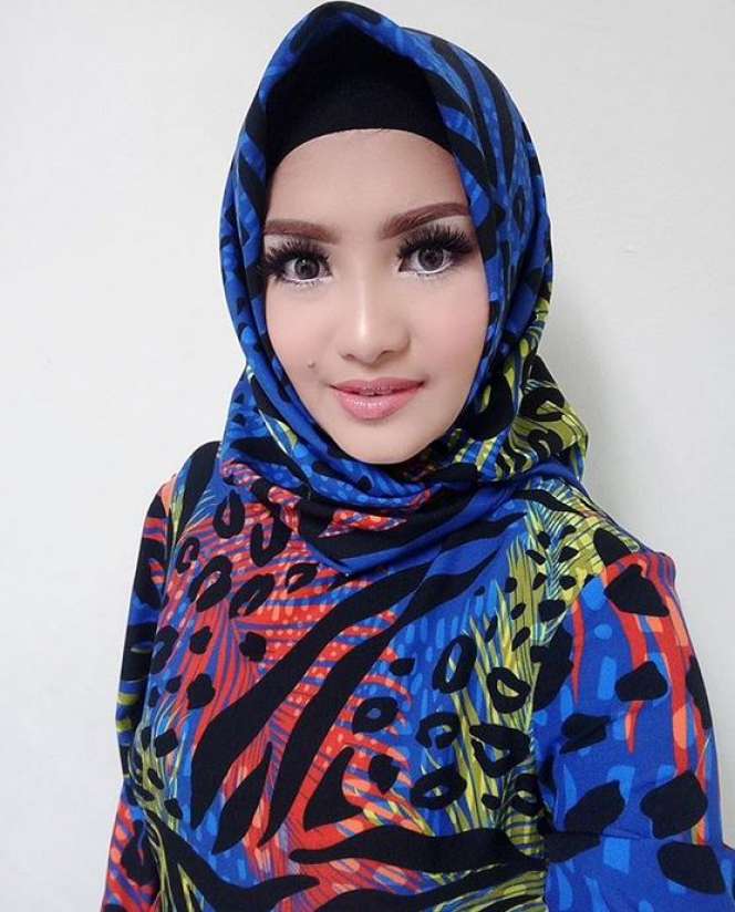 6 Artis Ini Dikenal Paling Rajin Lakukan Umroh ke Tanah Suci