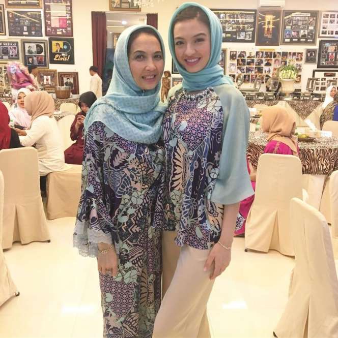 4 Artis Cantik Ini Kerap Berfoto Memakai Hijab