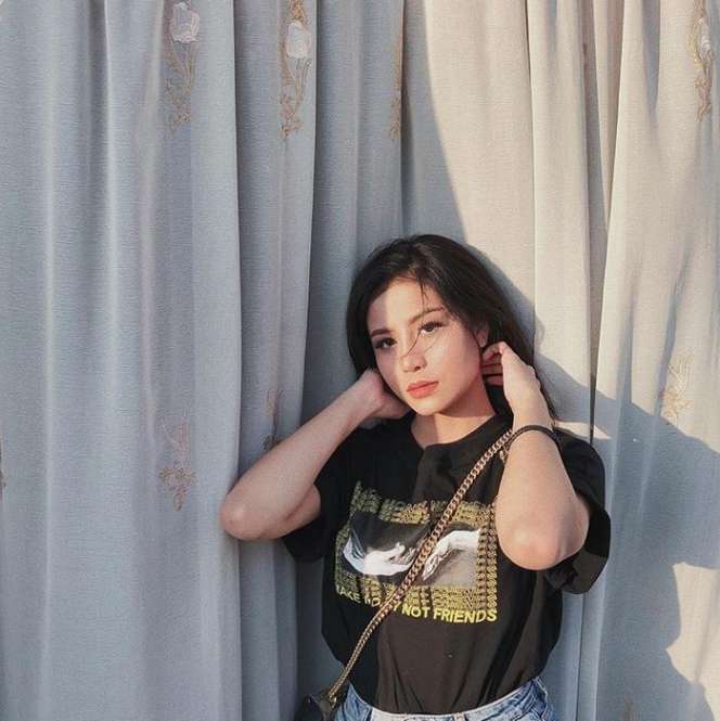 Dulu Sempat Viral, Ini Kabar Terbaru Awkarin dan Bisnisnya