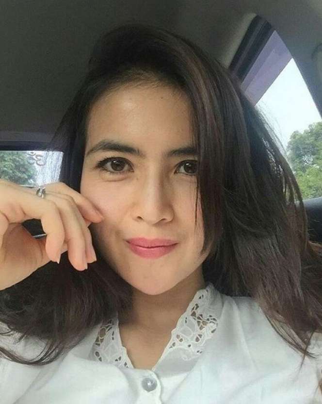 Berdarah Bali, 4 Artis Cantik Ini Bikin Pria Jatuh Hati