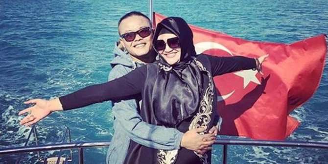 Biduk Rumah Tangga Retak, 5 Seleb Ini Jalani Puasa Sendirian