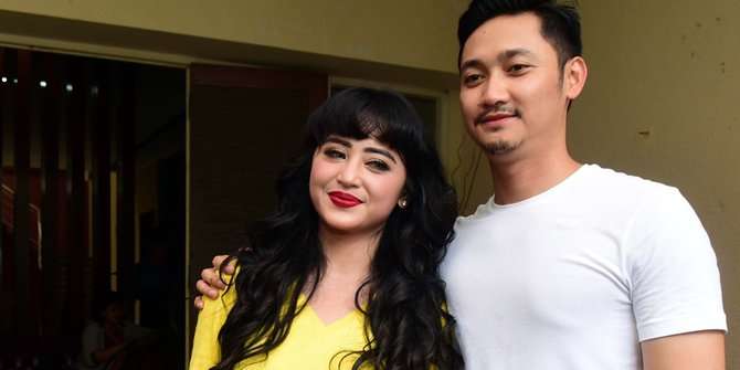 Biduk Rumah Tangga Retak, 5 Seleb Ini Jalani Puasa Sendirian