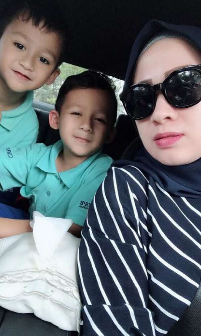 Tak Terekspos, Ini Pesona Kecantikan Istri Pelawak Bedu