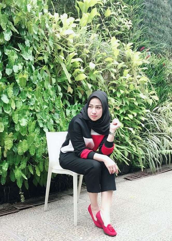 Tak Terekspos, Ini Pesona Kecantikan Istri Pelawak Bedu