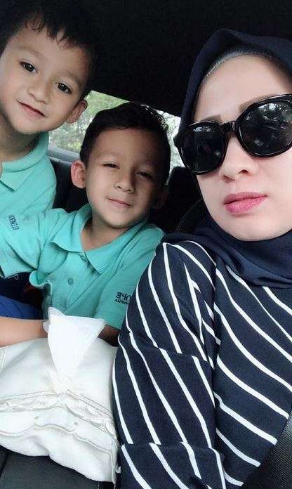 Tak Terekspos, Ini Pesona Kecantikan Istri Pelawak Bedu